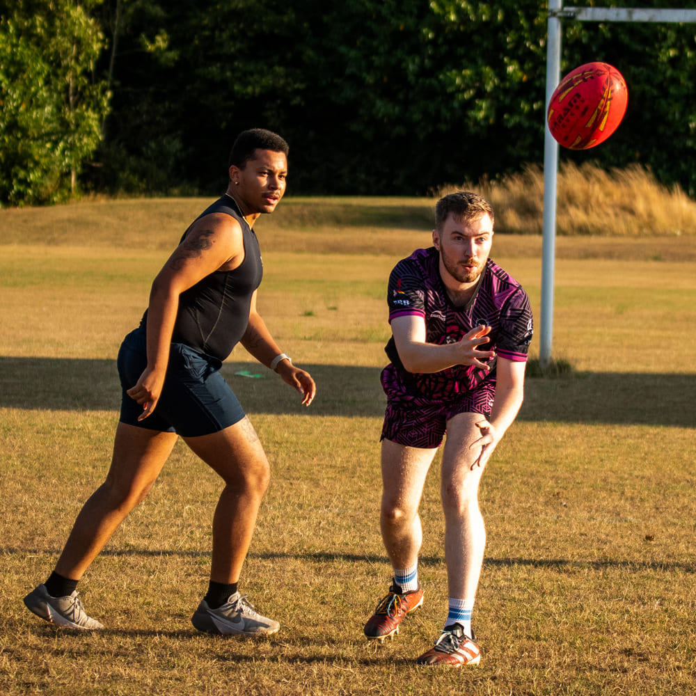 Bisons RFC touch training player passing the ball